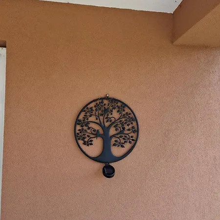 Villa Maki Village Near Siemens *