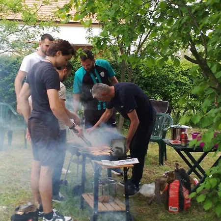 Maki Village Near Siemens Villa Bukorovac