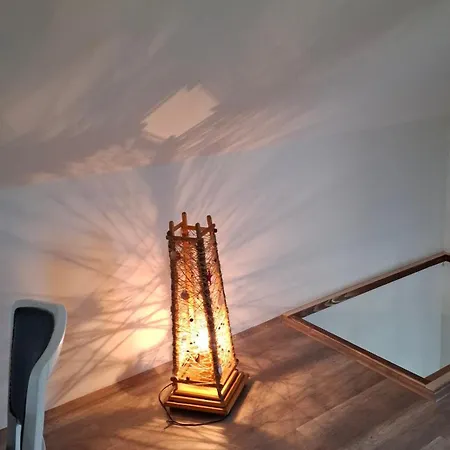 Maki Village Near Siemens * Bukorovac