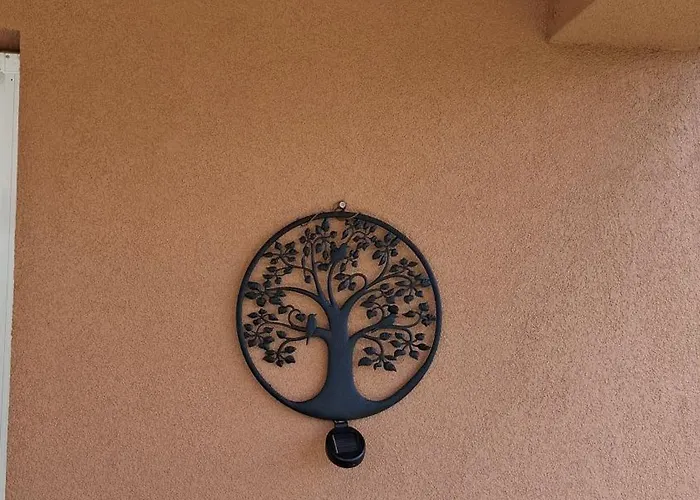 Willa Maki Village Near Siemens *