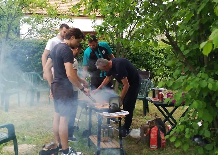 Maki Village Near Siemens Willa Bukorovac